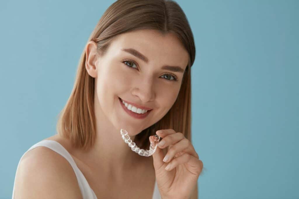 Clear Aligners: A Simple Guide to Straighter Smiles Gurnee, IL Honey Orthodontics